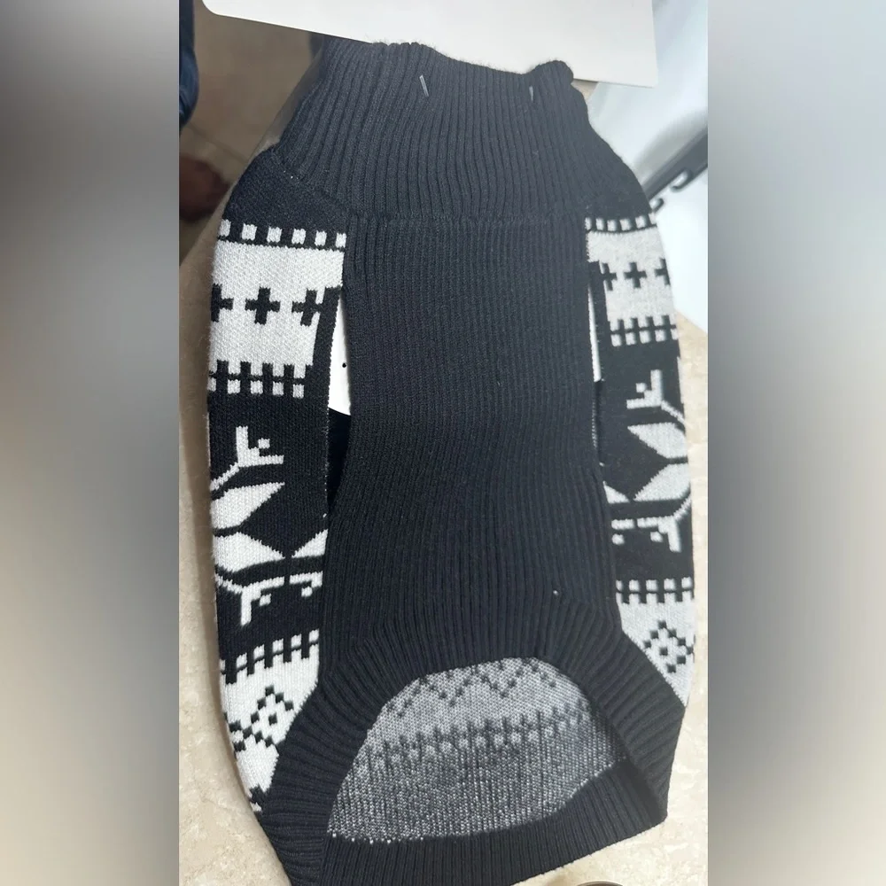 Nicole Miller Sweater Set Black Snowflake Matching Small Dog Sweater NEW large